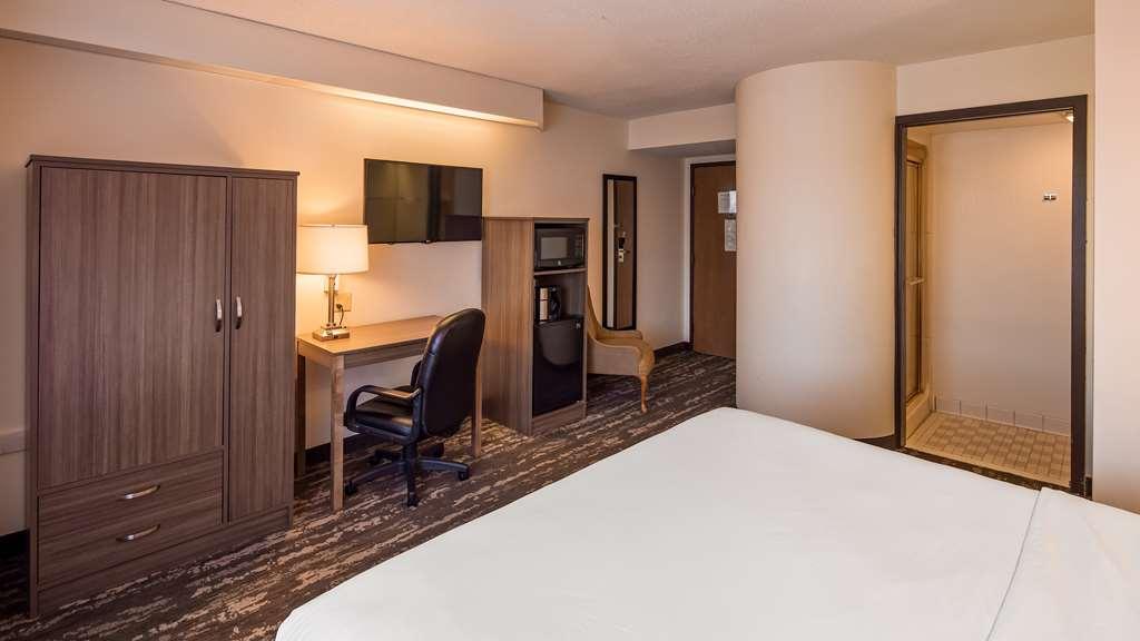 Charlevoix Inn & Suites Surestay Collection By Best Western Rom bilde