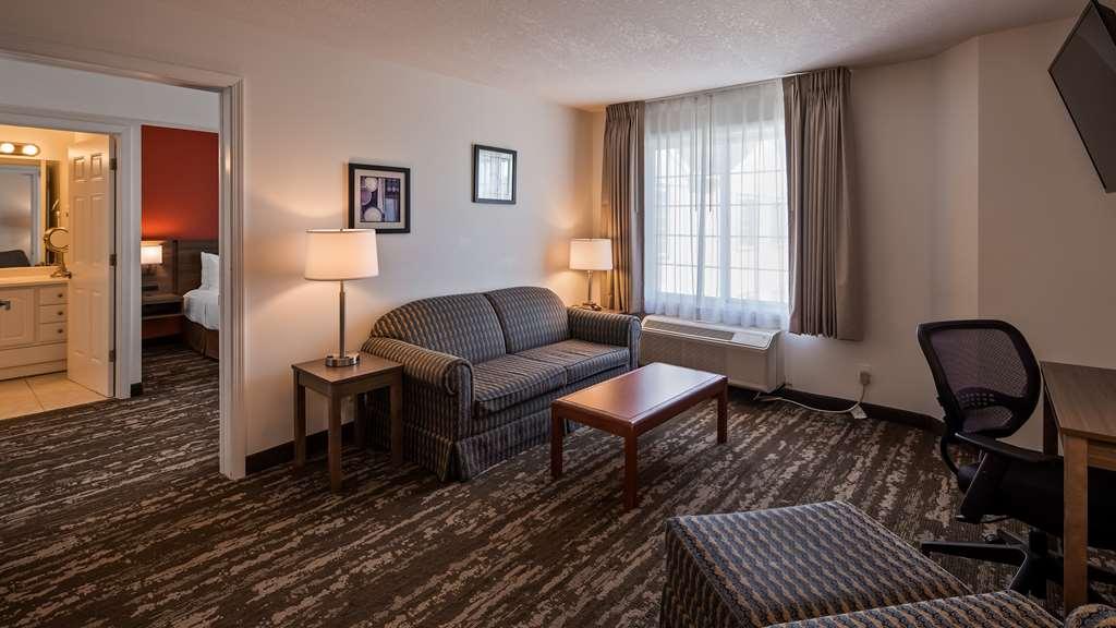 Charlevoix Inn & Suites Surestay Collection By Best Western Rom bilde